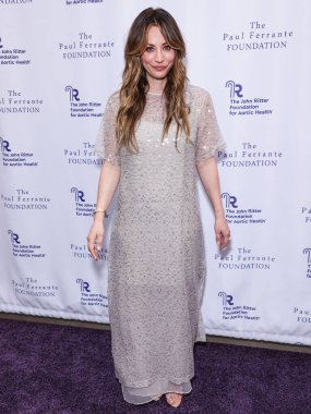 Kaley Cuoco, 9 Mayıs 2024 'te Hollywood, Los Angeles, Kaliforniya, ABD' de Sunset Room Hollywood 'da düzenlenen Aortik Sağlık Vakfı' nın 2024 Akşam Yemeği 'ne geliyor.. 