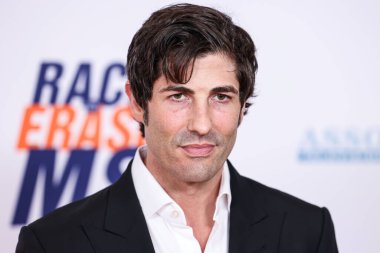 Brandon Davis, 10 Mayıs 2024 'te Fairmont Century Plaza' da düzenlenen 31. Yıllık MS Gala 2024 Yarışı 'na katılıyor.. 