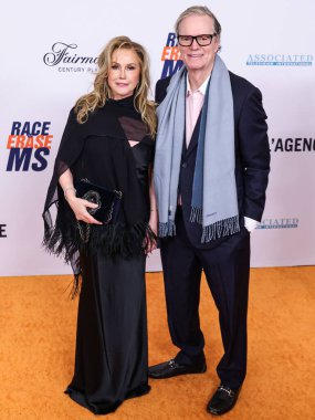 Kathy Hilton ve kocası Richard Hilton, 10 Mayıs 2024 'te Century City, Los Angeles, Kaliforniya, ABD' deki Fairmont Century Plaza 'da düzenlenen MS Gala 2024' ün 31..