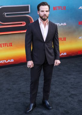 Gregory James Cohan, 20 Mayıs 2024 'te Hollywood' daki Hollywood Mısır Tiyatrosu 'nda düzenlenen Netflix' in 'Atlas' ının Los Angeles Premiere 'ine geldi.. 