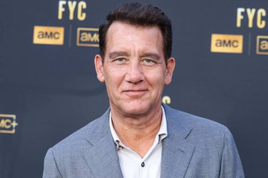 Clive Owen, Emmy FYC Etkinliği 'nin AMC Sunucuları' na ev sahipliği yapmak üzere 21 Mayıs 2024 'te ABD' nin Kaliforniya eyaletinin Los Angeles kentindeki Wolf Tiyatrosu 'nda düzenlenen Hikaye Anlatımsız' a ulaştı..
