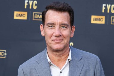 Clive Owen, Emmy FYC Etkinliği 'nin AMC Sunucuları' na ev sahipliği yapmak üzere 21 Mayıs 2024 'te ABD' nin Kaliforniya eyaletinin Los Angeles kentindeki Wolf Tiyatrosu 'nda düzenlenen Hikaye Anlatımsız' a ulaştı..