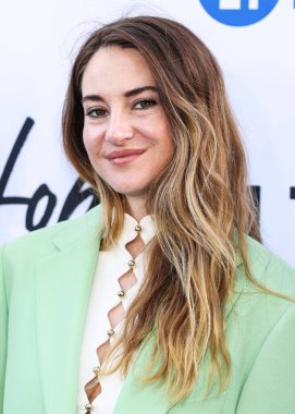 Shailene Woodley, PBS 'in (Kamu Yayın Servisi) Los Angeles Prömiyeri' ne geldi. 'Hope In the Water' Sezon 1, 6 Haziran 2024 'te Los Angeles, Kaliforniya, ABD' deki Akademi Sinema Müzesi 'nde gerçekleştirildi.. 