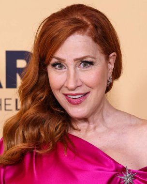 Lisa Ann Walter, 7 Haziran 2024 'te Fairmont Century Plaza Oteli' nde düzenlenen LGBTQ + Sinema ve Televizyon Eleştirmenleri Kutlaması 'na katılmıştır.. 