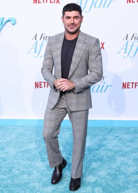 Dolce ve Gabbana giyen Zac Efron, 13 Haziran 2024 'te Hollywood' da Hollywood, Los Angeles, Kaliforniya, ABD 'de düzenlenen Netflix' in 