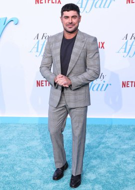 Dolce ve Gabbana giyen Zac Efron, 13 Haziran 2024 'te Hollywood' da Hollywood, Los Angeles, Kaliforniya, ABD 'de düzenlenen Netflix' in 