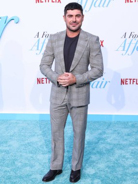 Dolce ve Gabbana giyen Zac Efron, 13 Haziran 2024 'te Hollywood' da Hollywood, Los Angeles, Kaliforniya, ABD 'de düzenlenen Netflix' in 