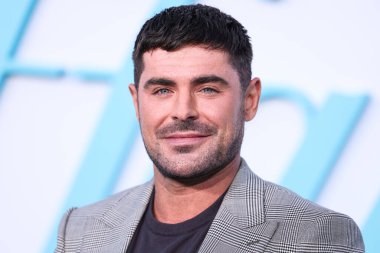 Dolce ve Gabbana giyen Zac Efron, 13 Haziran 2024 'te Hollywood' da Hollywood, Los Angeles, Kaliforniya, ABD 'de düzenlenen Netflix' in 