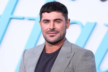 Dolce ve Gabbana giyen Zac Efron, 13 Haziran 2024 'te Hollywood' da Hollywood, Los Angeles, Kaliforniya, ABD 'de düzenlenen Netflix' in 