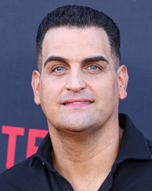 Bret Ernst, Netflix 'in' Kobra Kai 'sezonunun Los Angeles Özel Gösterimi Bölüm 6 - Bölüm 1 Griffith Park' taki Autry Müzesi 'nde 17 Temmuz 2024' te, Los Angeles, Kaliforniya, ABD.