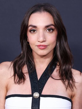 Julia Macchio, Netflix 'in' Cobra Kai 'Sezon 6 Bölüm 1' in Los Angeles Özel Gösterimi 'ne 17 Temmuz 2024' te Amerika Birleşik Devletleri 'nin Los Angeles, Kaliforniya' daki Griffith Park 'taki Autry Müzesi' ne geldi..