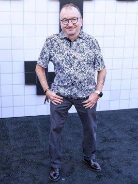 Ken Hall, Netflix 'in 