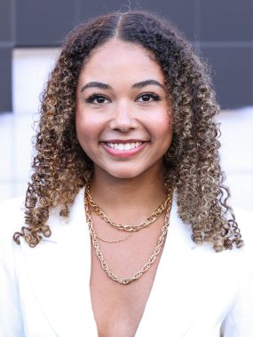 Millie Davis, Netflix 'in 