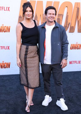 Rhea Durham ve kocası Michael Wahlberg, Netflix 'in 12 Ağustos 2024' te Hollywood 'da Hollywood, Los Angeles, Kaliforniya, ABD' de düzenlenen 