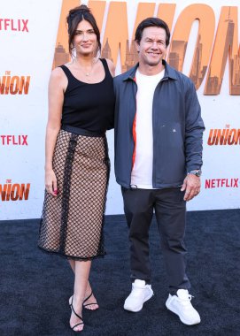 Rhea Durham ve kocası Michael Wahlberg, Netflix 'in 12 Ağustos 2024' te Hollywood 'da Hollywood, Los Angeles, Kaliforniya, ABD' de düzenlenen 