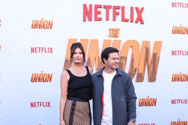 Rhea Durham ve kocası Michael Wahlberg, Netflix 'in 12 Ağustos 2024' te Hollywood 'da Hollywood, Los Angeles, Kaliforniya, ABD' de düzenlenen 