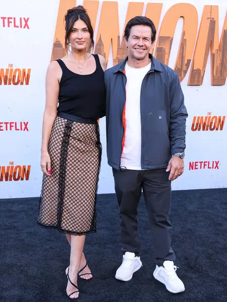 stock image Rhea Durham and husband Michael Wahlberg arrive at the Los Angeles Premiere Of Netflix's 'The Union' held at The Egyptian Theatre Hollywood on August 12, 2024 in Hollywood, Los Angeles, California, United States. 