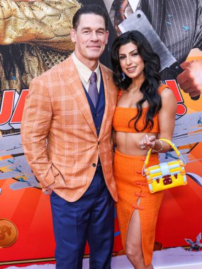 John Cena ve eşi Shay Shariatzadeh, Amazon MGM Stüdyoları 'nın Los Angeles galasına geldiler. 13 Ağustos 2024 'te Hollywood, Los Angeles, Kaliforniya, ABD' deki TCL Çin Tiyatrosu 'nda düzenlendi.. 