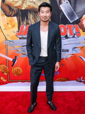 Simu Liu, Amazon MGM Stüdyoları 'nın Los Angeles galasına geldi. 13 Ağustos 2024 'te Hollywood, Los Angeles, Kaliforniya, ABD' deki TCL Çin Tiyatrosu 'nda düzenlendi.. 