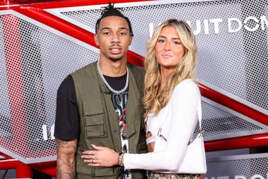 Jordan Miller, 15 Ağustos 2024 'te Inglewood, Los Angeles, Kaliforniya, ABD' deki Intuit Dome 'da düzenlenen Intuit Dome Büyük Açılışı - Kurdele Kesme Töreni ve Kırmızı Halı' ya ulaştı.. 