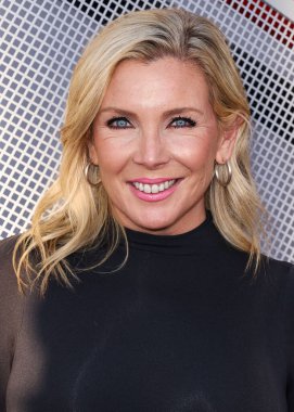 June Diane Raphael, Inglewood, Los Angeles, Kaliforniya 'da 15 Ağustos 2024' te Intuit Dome 'da düzenlenen Intuit Dome Büyük Açılışı - Kurdele Kesme Töreni ve Kırmızı Halı' ya ulaştı..