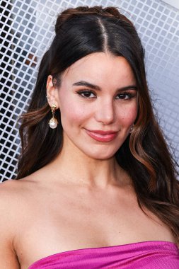 Madison Grace, 15 Ağustos 2024 'te Inglewood, Los Angeles, Kaliforniya, ABD' deki Intuit Dome 'da düzenlenen Intuit Dome Büyük Açılış Töreni ve Kırmızı Halı' ya ulaşır.. 