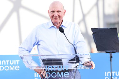 Steve Ballmer, 15 Ağustos 2024 'te Los Angeles' taki Intuit Dome Büyük Açılışı, Kurdele Kesme Töreni ve Kırmızı Halı 'da konuşma yapacak.