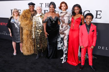 Colleen Camp, Bayan Lawrence, Glenn Close, Mo 'Nique, Lee Daniels, Andra Day, Demi Singleton ve Anthony B. Jenkins Netflix' in 'The Deliverance' adlı filminin Los Angeles galasına 28 Ağustos 2024 'te Hollywood' daki Netflix Tudum Tiyatrosu 'nda geldiler.