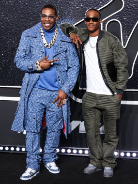 Busta Rhymes ve Trilian Wood-Smith, 11 Eylül 2024 'te UBS Arena' da düzenlenen 2024 MTV Video Müzik Ödülleri 'ne geldiler.. 