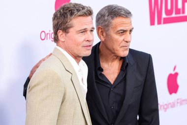 Brad Pitt ve George Clooney, 18 Eylül 2024 'te Hollywood, Los Angeles, Kaliforniya, ABD' deki TCL Çin Tiyatrosu IMAX 'te düzenlenen Apple TV +' s Wolfs 'un Los Angeles galasına geldiler.. 