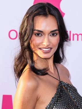 Gizele Oliveira, 18 Eylül 2024 'te Hollywood, Los Angeles, Kaliforniya, ABD' deki TCL Çin Tiyatrosu IMAX 'te düzenlenen Apple TV +' s 'Wolfs' un Los Angeles prömiyerine geldi.. 