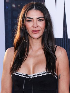 Jessica Szohr, 18 Eylül 2024 'te Hollywood, Los Angeles, Kaliforniya, ABD' deki TCL Çin Tiyatrosu IMAX 'te düzenlenen Apple TV +' s Wolfs 'un Los Angeles prömiyerine geldi.. 