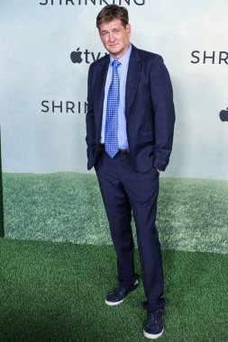 Bill Lawrence, 8 Ekim 2024 'te Batı Hollywood, Los Angeles, Kaliforniya, ABD' de Pasifik Tasarım Merkezi 'nde düzenlenen Apple TV + Serisi' Küçültme '2.. 