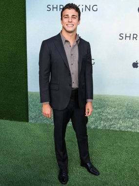 Tanner Zagarino, 8 Ekim 2024 'te Batı Hollywood, Los Angeles, Kaliforniya' da Pasifik Tasarım Merkezi 'nde düzenlenen Apple TV + Serisi' Küçülen '2..