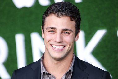 Tanner Zagarino, 8 Ekim 2024 'te Batı Hollywood, Los Angeles, Kaliforniya' da Pasifik Tasarım Merkezi 'nde düzenlenen Apple TV + Serisi' Küçülen '2..