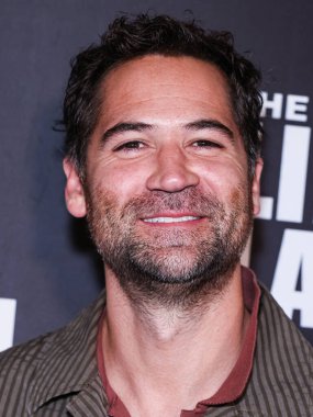 Manuel Garcia-Rulfo Netflix 'in 