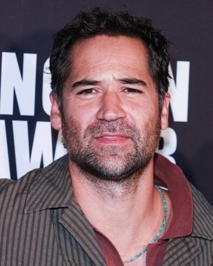 Manuel Garcia-Rulfo Netflix 'in 