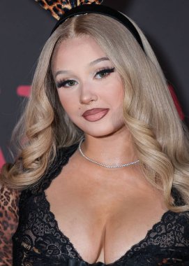 Alabama Barker, 19 Ekim 2024 'te Tarzana, Los Angeles, Kaliforniya, ABD' deki özel bir konutta Amber Rose 'un doğum günü partisine katıldı..