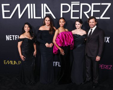 Adriana Paz, Karla Sofia Gascon, Zoe Saldana, Selena Gomez ve Edgar Ramirez, 21 Ekim 2024 'te Hollywood' da Hollywood, Los Angeles, Kaliforniya, ABD 'de düzenlenen Netflix' in 'Emilia Perez' adlı filminin Los Angeles galasına geldiler.