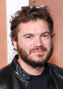 Emile Hirsch 23 Ekim 2024 'te Hollywood, Los Angeles, Kaliforniya, ABD' de düzenlenen Sinema Sanatları Akademisi-Linwood Dunn Tiyatrosu 'nda düzenlenen Paramount +' s Original Series 'Lioness' 2..