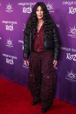 Cher, Santa Monica İskelesi 'nde 24 Ekim 2024' te Santa Monica, Los Angeles, Kaliforniya, ABD 'de düzenlenen' KOOZA 'adlı kırmızı halı prömiyerine geldi..