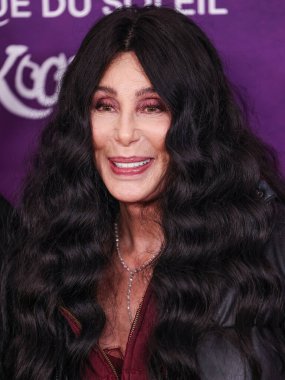 Cher, Santa Monica İskelesi 'nde 24 Ekim 2024' te Santa Monica, Los Angeles, Kaliforniya, ABD 'de düzenlenen' KOOZA 'adlı kırmızı halı prömiyerine geldi..