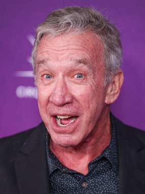 Tim Allen, Santa Monica İskelesi 'nde 24 Ekim 2024' te Santa Monica, Los Angeles, Kaliforniya, ABD 'de düzenlenen' KOOZA 'adlı kırmızı halı galasına ulaşır..