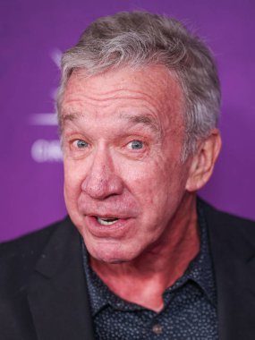 Tim Allen, Santa Monica İskelesi 'nde 24 Ekim 2024' te Santa Monica, Los Angeles, Kaliforniya, ABD 'de düzenlenen' KOOZA 'adlı kırmızı halı galasına ulaşır..