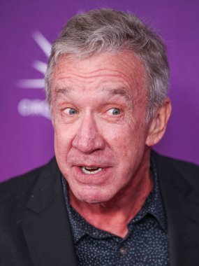 Tim Allen, Santa Monica İskelesi 'nde 24 Ekim 2024' te Santa Monica, Los Angeles, Kaliforniya, ABD 'de düzenlenen' KOOZA 'adlı kırmızı halı galasına ulaşır..