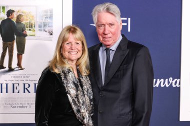 Sandra Silvestri ve Alan Silvestri, 25 Ekim 2024 'te Hollywood, Los Angeles, Kaliforniya, ABD' deki TCL Çin Tiyatrosu IMAX 'ta düzenlenen Sony Pictures' Here 'ın Dünya Premiere Gösterimi' ne geldiler.. 