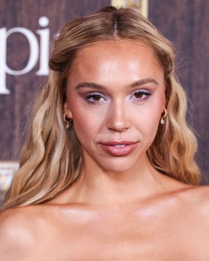 Alexis Ren, UTOPIA ve Casa Azul Organik Tekila tarafından sunulan Darren Dzienciol 'un Lanetli Otel Cadılar Bayramı Partisi 2024' e 1 Kasım 2024 'te Century City, Los Angeles, Kaliforniya, ABD' de düzenlenen Fairmont Century Plaza 'da ulaşır.. 