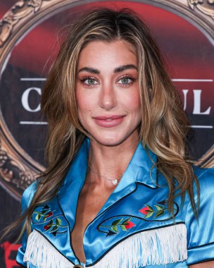 Jessica Serfaty, UTOPIA ve Casa Azul Organik Tekila tarafından sunulan Darren Dzienciol 'un Lanetli Otel Cadılar Bayramı Partisi 2024' e 1 Kasım 2024 'te Century City, Los Angeles, Kaliforniya, ABD' de düzenlenen Fairmont Century Plaza 'da geldi..