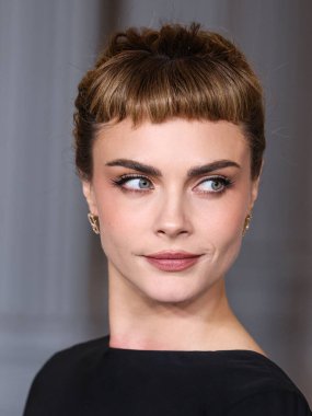 Gucci 'yi giyen Cara Delevingne, 2 Kasım 2024' te Los Angeles İlçe Sanat Müzesi 'nde düzenlenen 13. LACMA Sanat + Film Galası 2024' e geldi..