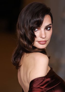 Emily Ratajkowski, Los Angeles Mucize Mil, Los Angeles, Kaliforniya, ABD 'de 2 Kasım 2024 tarihinde Los Angeles İlçe Sanat Müzesi' nde Gucci tarafından sunulan 13. Geleneksel LACMA Sanat + Film Galası 2024 'e geliyor..